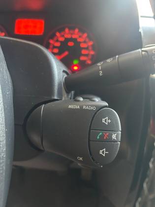RENAULT SANDERO 1.6 STEPWAY 16V FLEX 4P MANUAL